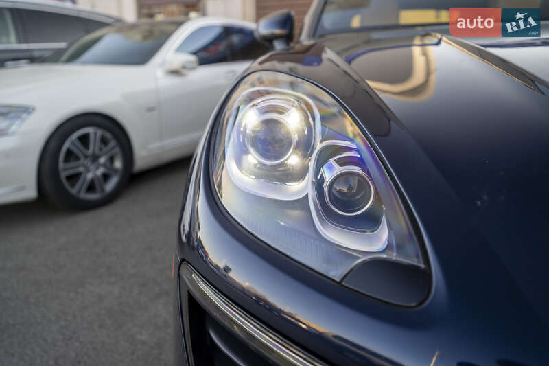 Внедорожник / Кроссовер Porsche Macan 2018 в Киеве фото 7 Внедорожник / Кроссовер Porsche Macan 2018 в Киеве