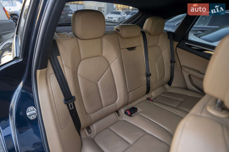 Внедорожник / Кроссовер Porsche Macan 2018 в Киеве фото 35 Внедорожник / Кроссовер Porsche Macan 2018 в Киеве