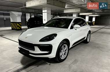 Позашляховик / Кросовер Porsche Macan 2022 в 