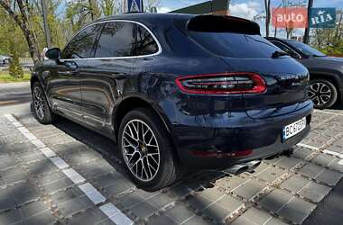 Внедорожник / Кроссовер Porsche Macan 2016 в 