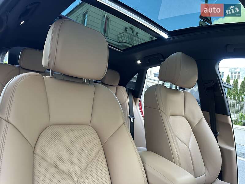 Внедорожник / Кроссовер Porsche Macan 2023 в Киеве