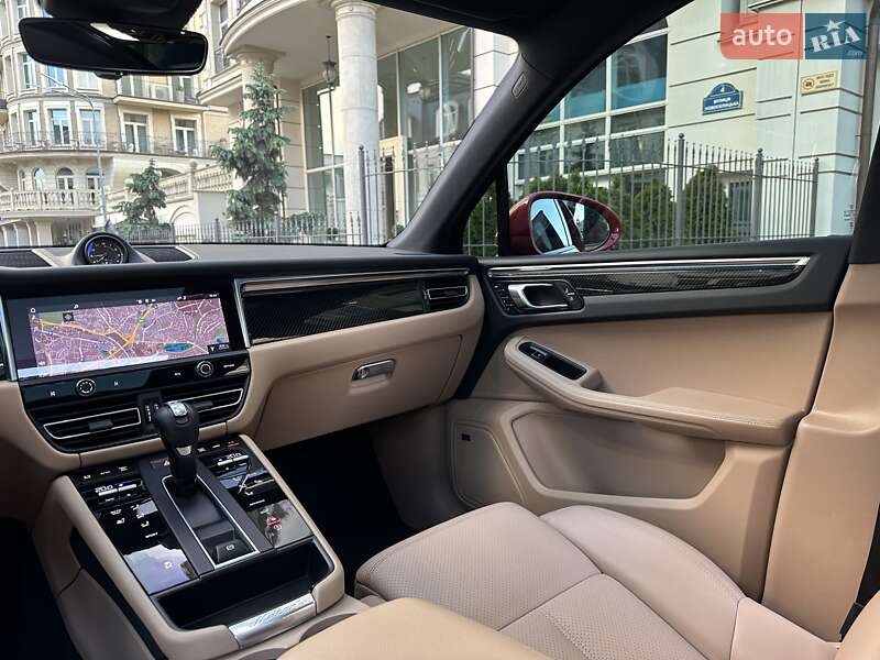 Внедорожник / Кроссовер Porsche Macan 2023 в Киеве