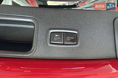 Внедорожник / Кроссовер Porsche Macan 2023 в 