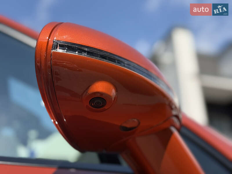 Позашляховик / Кросовер Porsche Macan 2022 в Вінниці