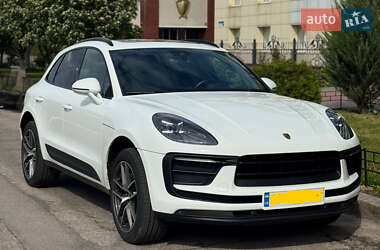 Позашляховик / Кросовер Porsche Macan 2022 в Чугуєві