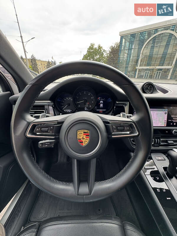 Внедорожник / Кроссовер Porsche Macan 2022 в Киеве