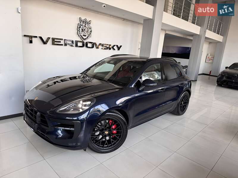 Porsche Macan 2020