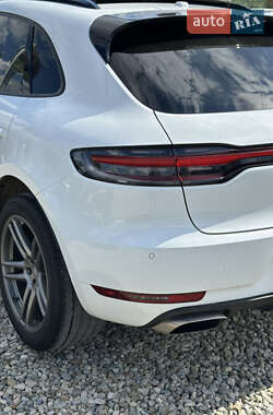 Внедорожник / Кроссовер Porsche Macan 2020 в 