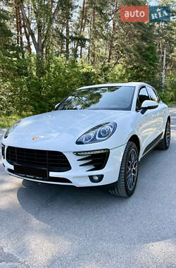 Позашляховик / Кросовер Porsche Macan 2016 в Дніпрі