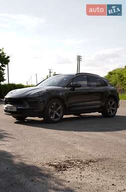Позашляховик / Кросовер Porsche Macan 2023 в 