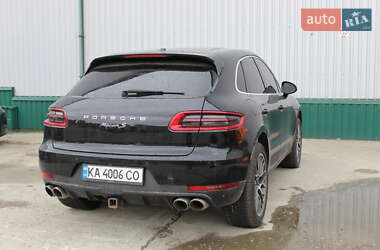 Внедорожник / Кроссовер Porsche Macan 2015 в 