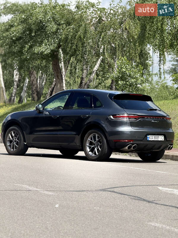 Porsche Macan 2020