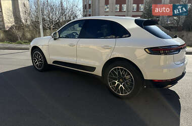 Внедорожник / Кроссовер Porsche Macan 2018 в 