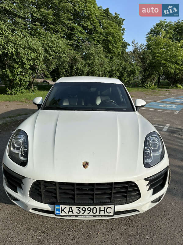 Внедорожник / Кроссовер Porsche Macan 2014 в Киеве