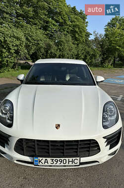 Внедорожник / Кроссовер Porsche Macan 2014 в 