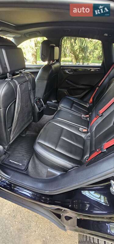 Внедорожник / Кроссовер Porsche Macan 2014 в Одессе