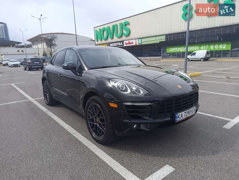 Porsche Macan 2015