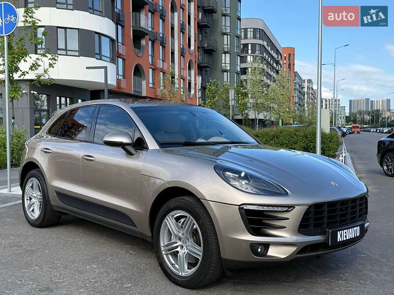 Porsche Macan 2014