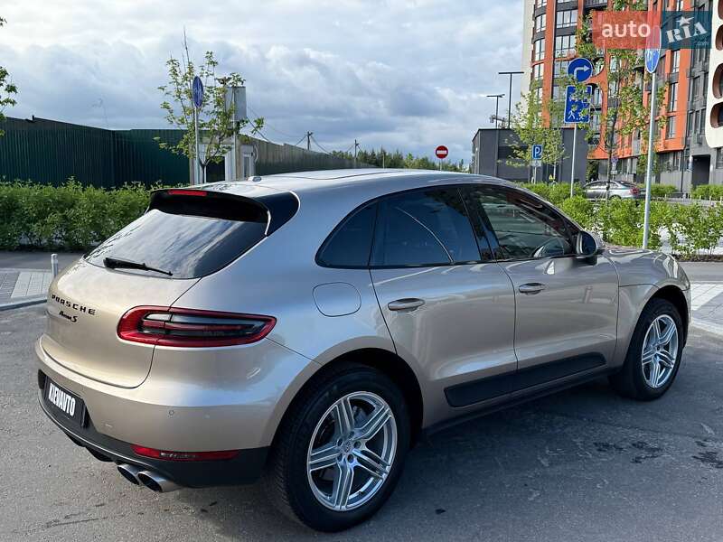 Внедорожник / Кроссовер Porsche Macan 2014 в Киеве