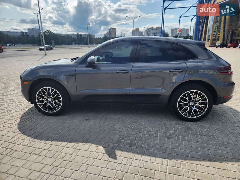 Внедорожник / Кроссовер Porsche Macan 2018 в Киеве