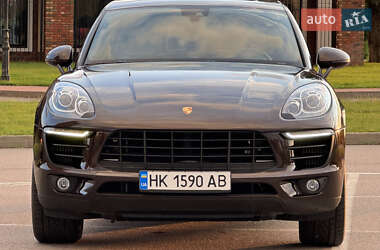 Внедорожник / Кроссовер Porsche Macan 2018 в 
