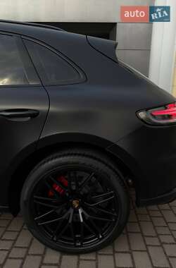 Внедорожник / Кроссовер Porsche Macan 2024 в 