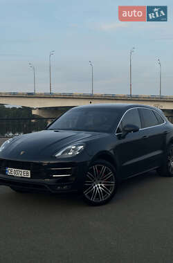 Внедорожник / Кроссовер Porsche Macan 2015 в 
