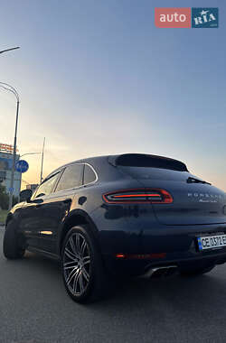 Внедорожник / Кроссовер Porsche Macan 2015 в 