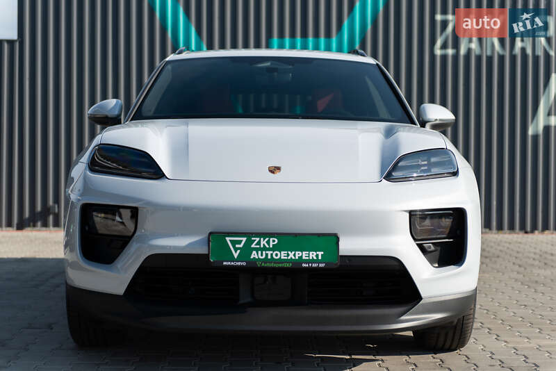Внедорожник / Кроссовер Porsche Macan 2025 в Мукачево