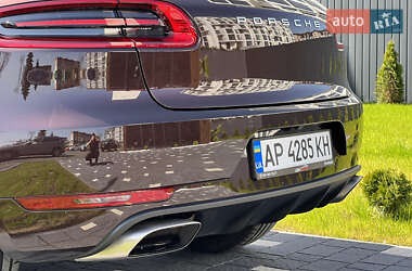 Внедорожник / Кроссовер Porsche Macan 2016 в 