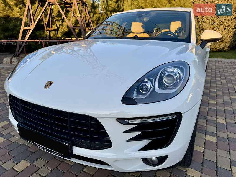 Внедорожник / Кроссовер Porsche Macan 2016 в Днепре