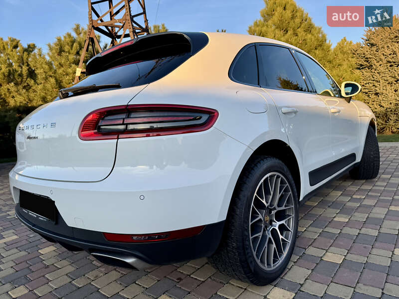 Внедорожник / Кроссовер Porsche Macan 2016 в Днепре