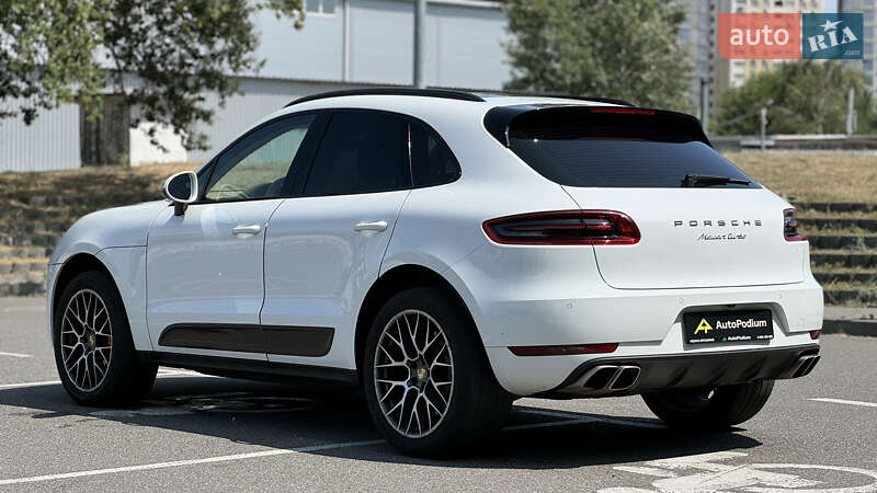 Внедорожник / Кроссовер Porsche Macan 2014 в Киеве