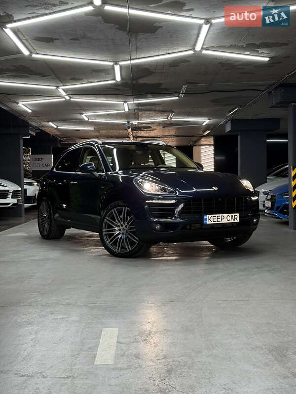 Porsche Macan 2016