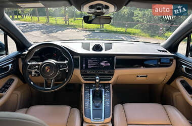 Внедорожник / Кроссовер Porsche Macan 2021 в 