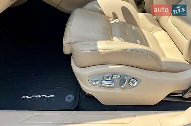 Внедорожник / Кроссовер Porsche Macan 2022 в 