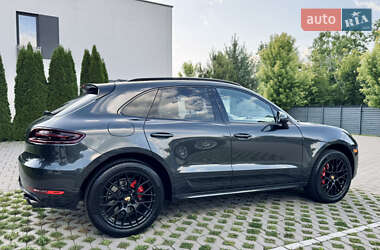 Внедорожник / Кроссовер Porsche Macan 2018 в 