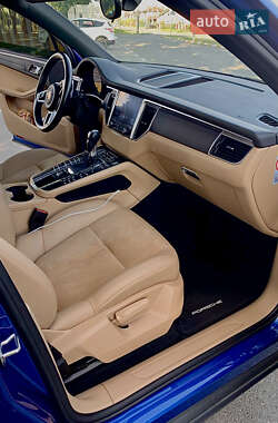 Внедорожник / Кроссовер Porsche Macan 2017 в 