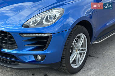 Внедорожник / Кроссовер Porsche Macan 2017 в 