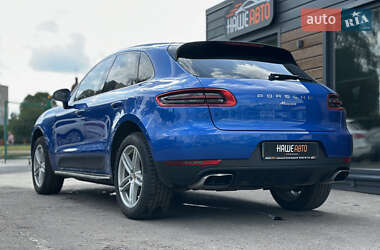 Внедорожник / Кроссовер Porsche Macan 2017 в 