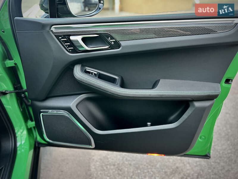 Внедорожник / Кроссовер Porsche Macan 2021 в Киеве фото 21 Внедорожник / Кроссовер Porsche Macan 2021 в Киеве