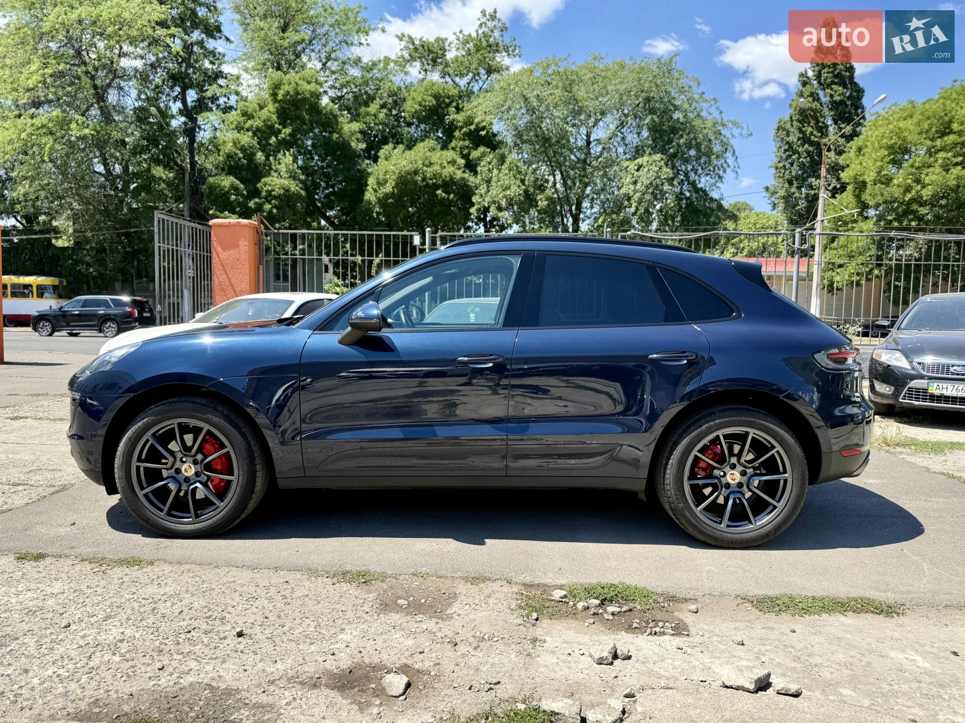 2016 Porsche Macan - мініатюра 15