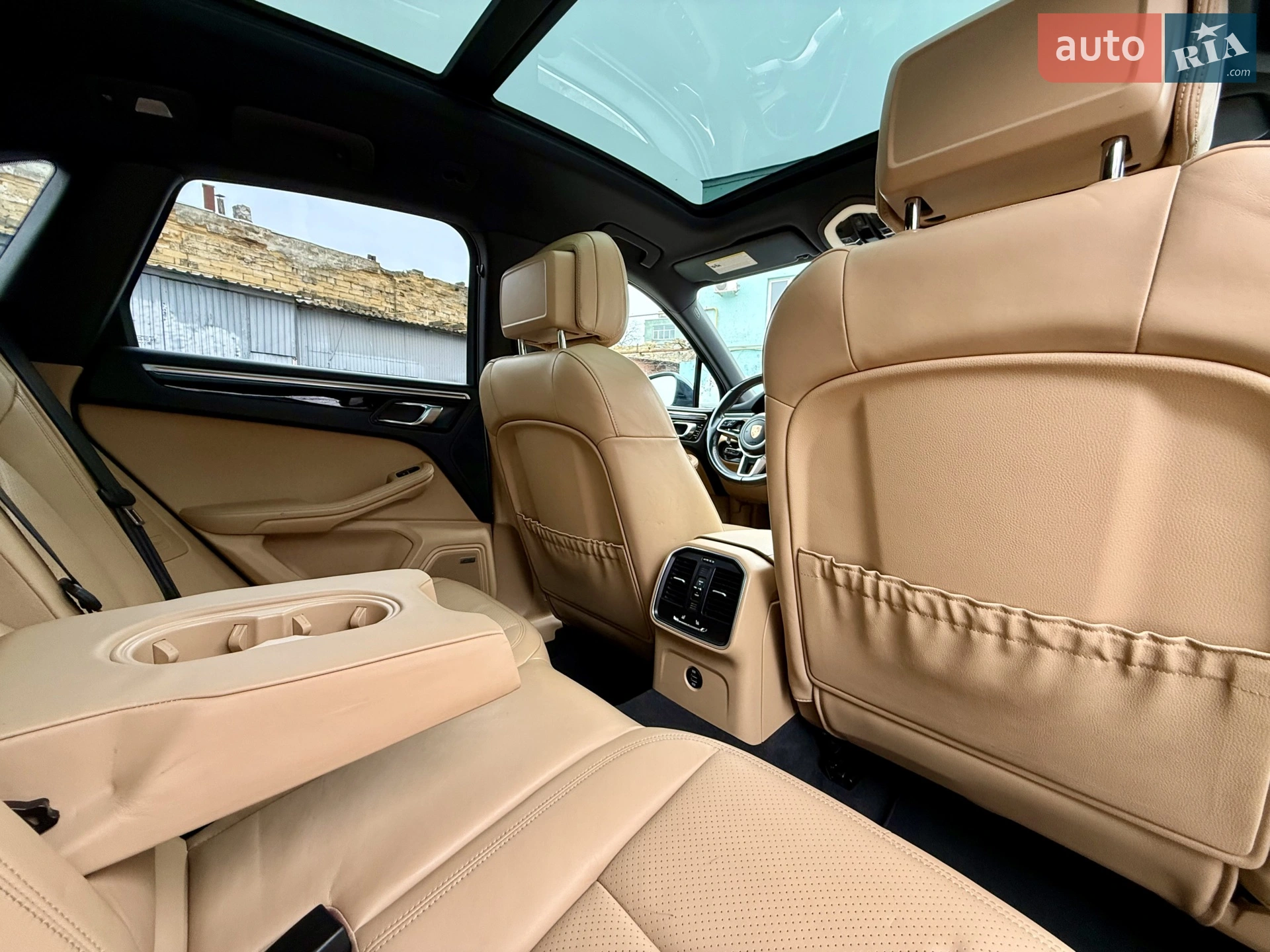 2016 Porsche Macan - мініатюра 24