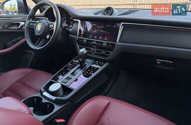 Внедорожник / Кроссовер Porsche Macan 2023 в 