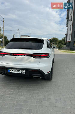 Внедорожник / Кроссовер Porsche Macan 2023 в 