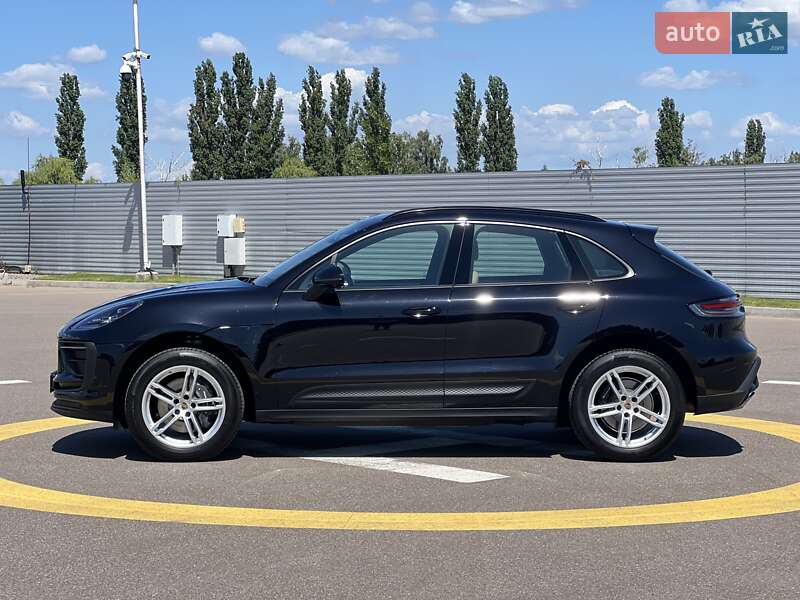 Внедорожник / Кроссовер Porsche Macan 2024 в Киеве