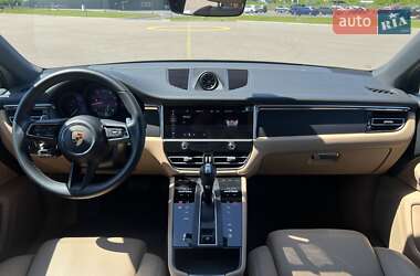 Внедорожник / Кроссовер Porsche Macan 2024 в 