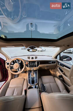 Внедорожник / Кроссовер Porsche Macan 2015 в 