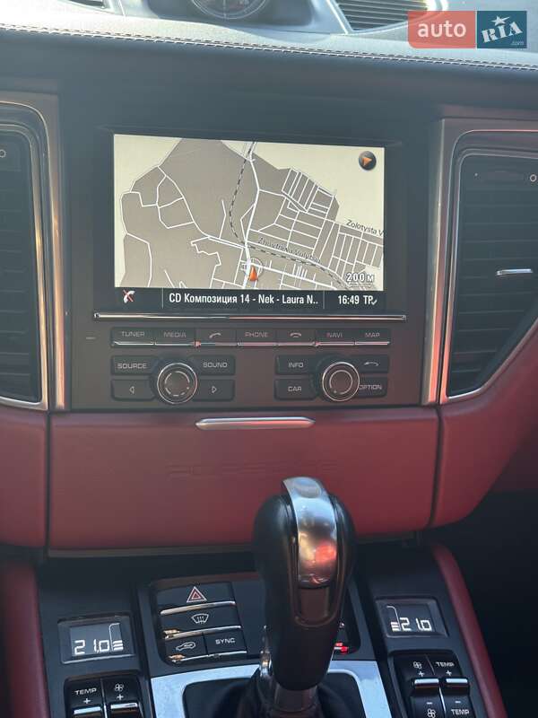 Позашляховик / Кросовер Porsche Macan 2014 в Павлограді
