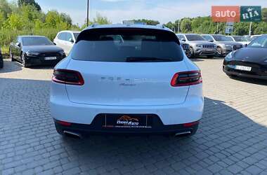 Внедорожник / Кроссовер Porsche Macan 2018 в 